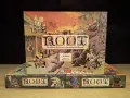 Scatole del gioco da tavolo Root e sue espansioni: La Compagnia del Fiume e Il Mondo Sotterraneo. Personaggi antropomorfi in stile fantasy.