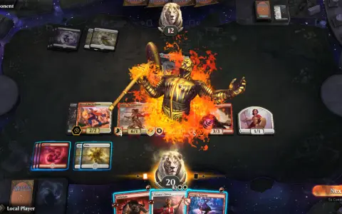 Un giocatore sta imparando come si gioca a Magic, con creature in fiamme e carte sul campo di battaglia.