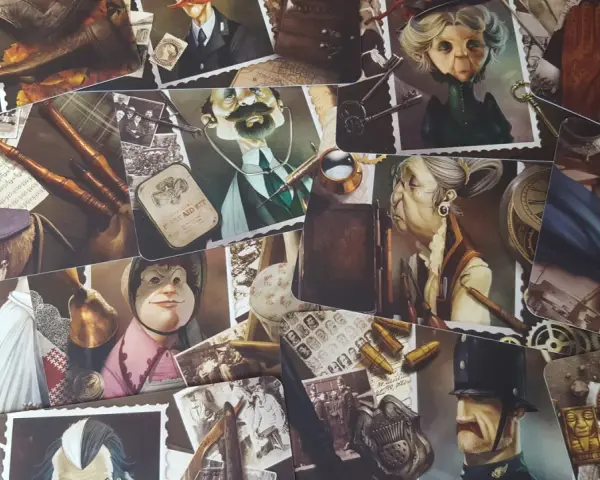Collage di carte illustrate per il mysterium gioco recensione: personaggi vittoriani, oggetti d'epoca, indizi per un'avventura investigativa.