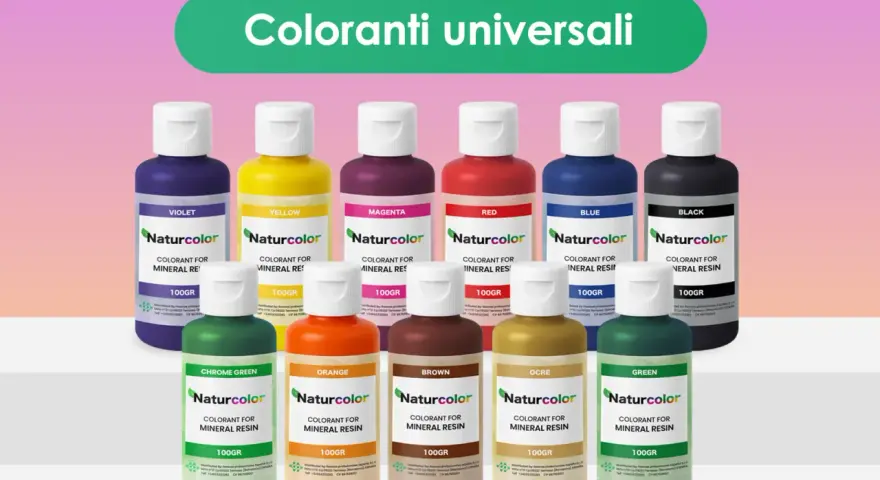 Flaconi di coloranti universali Naturcolor in varie tonalità. Non c'è una vera differenza tra colori vinilici o acrilici, sono pigmenti per resina.